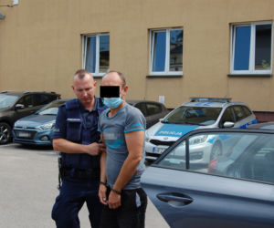 Nienawistni lokatorzy! Właścicielka lokum pobita i zbezczeszczona