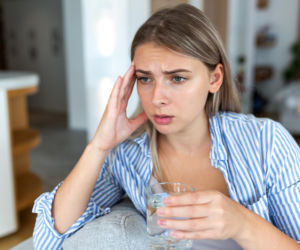 Czujesz ciągłe zmęczenie? Zrób prosty test na dłoni i sprawdź, czy to nie ukryty sygnał od twojego organizmu