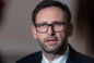 Daniel Obajtek grzmi ws. cen paliw: To łupienie Polaków!