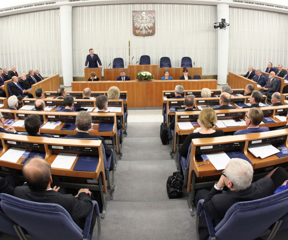 Szokujący audyt Senatu. Ponad MILION złotych wydano niegospodarnie?