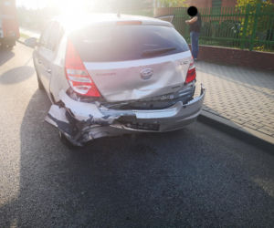 Poranny wypadek na ul. Fordońskiej w Bydgoszczy. Jedna osoba trafiła do szpitala [ZDJĘCIA]