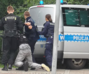 Szaleniec na ulicach Świnoujścia