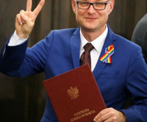 Ci politycy pokonali koronawirusa