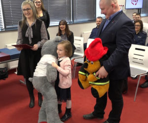 Uratowała mamę dostała pluszaki