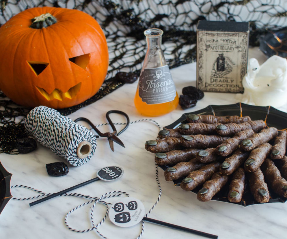 Palce wiedźmy na Halloween: przepis na upiorne słodkości
