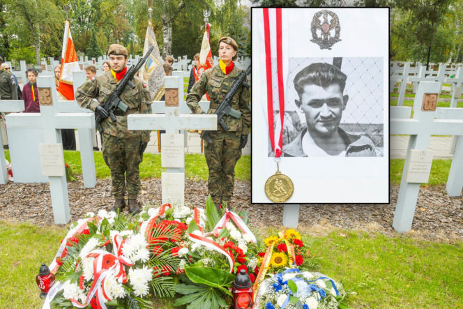 Dostał grób na Powązkach po 82 latach od śmierci. Tajemnica Jana Nowickiego „Rysia” odkryta
