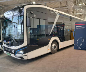 Pięć nowych autobusów elektrycznych trafia do komunikacji miejskiej w Starachowicach