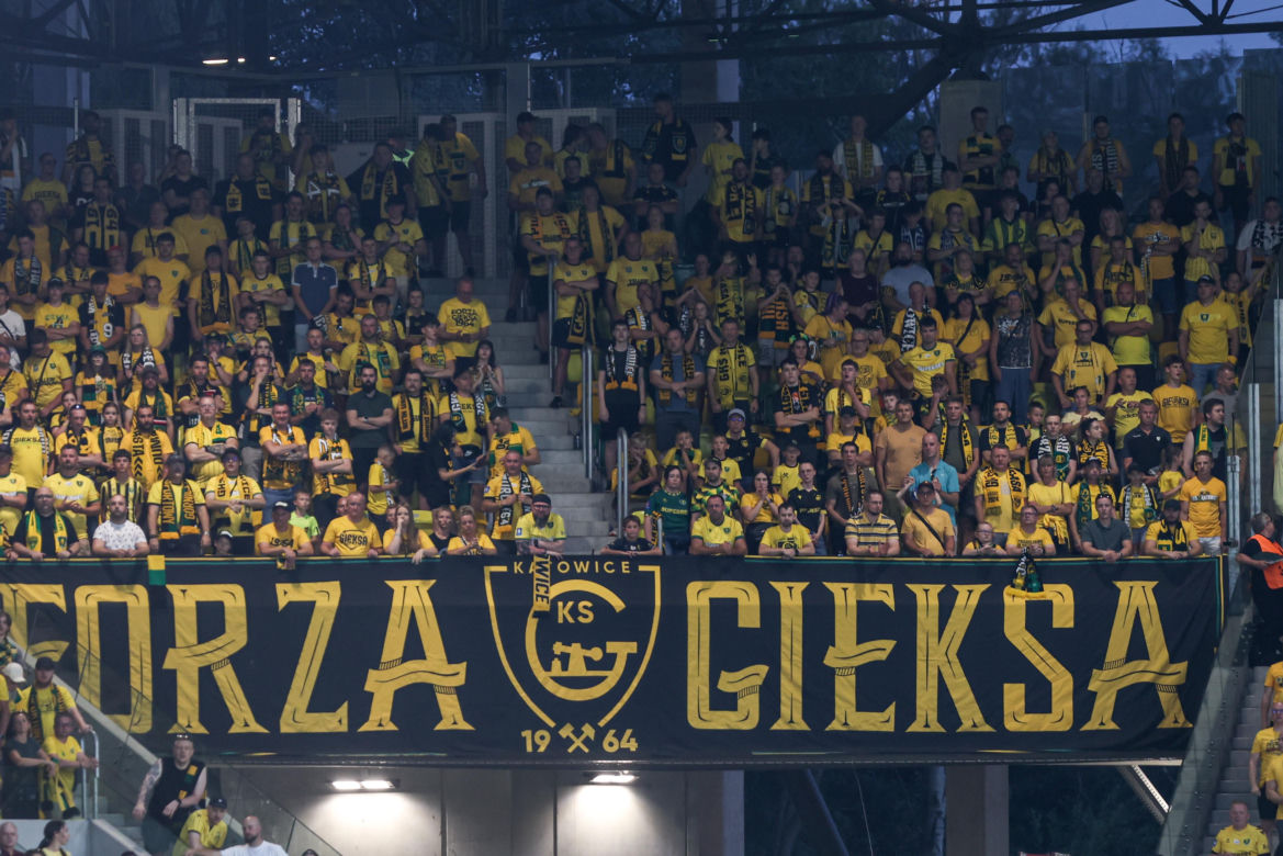 Zdjęcia kibiców z meczu GKS Katowice - MSK Żilina
