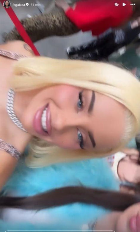 Polskie gwiazdy na koncercie Bad Bunny'ego. Lewandowska w samym staniku, Tarnowska niczym na Coachellę