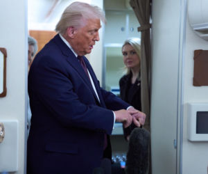 Tajemniczy znak na ręce Trumpa! Rzeczniczka tłumaczy