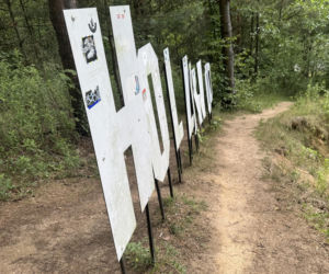 Polskie Hollywood istnieje naprawdę! Ten napis przyciąga turystów z całego kraju
