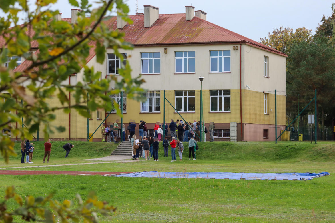 Woźna zginęła w szkole z rąk 15-latka. Bliscy pożegnali Darię. "Oddała życie za innych"