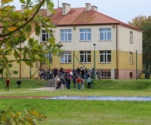 Woźna zginęła w szkole z rąk 15-latka. Bliscy pożegnali Darię. Oddała życie za innych