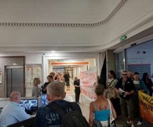 Protest mieszkańców kamienicy przy ul. Środkowej 11