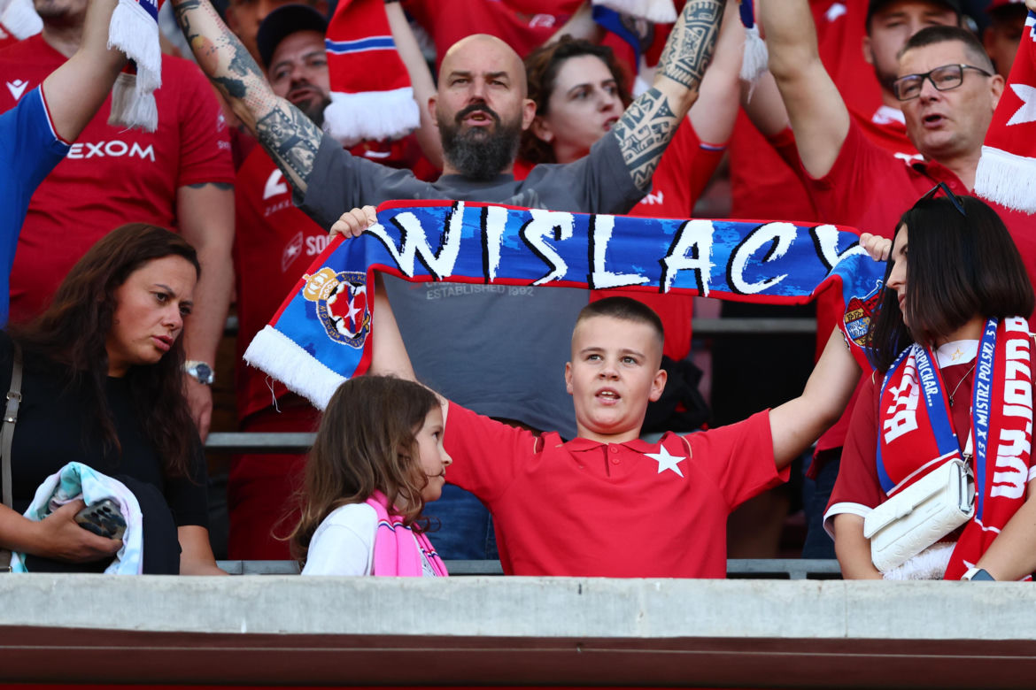 Wisła Kraków - Wieczysta Kraków: Zdjęcia kibiców i zawodników z meczu 6. kolejki PKO BP Ekstraklasy