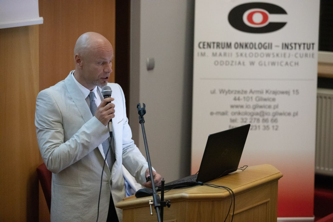 Przeszczepili organy szyi. Pan Tadeusz powiedział pierwsze słowo od 7 lat!