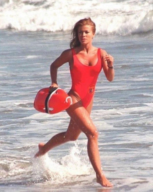 Carmen Electra