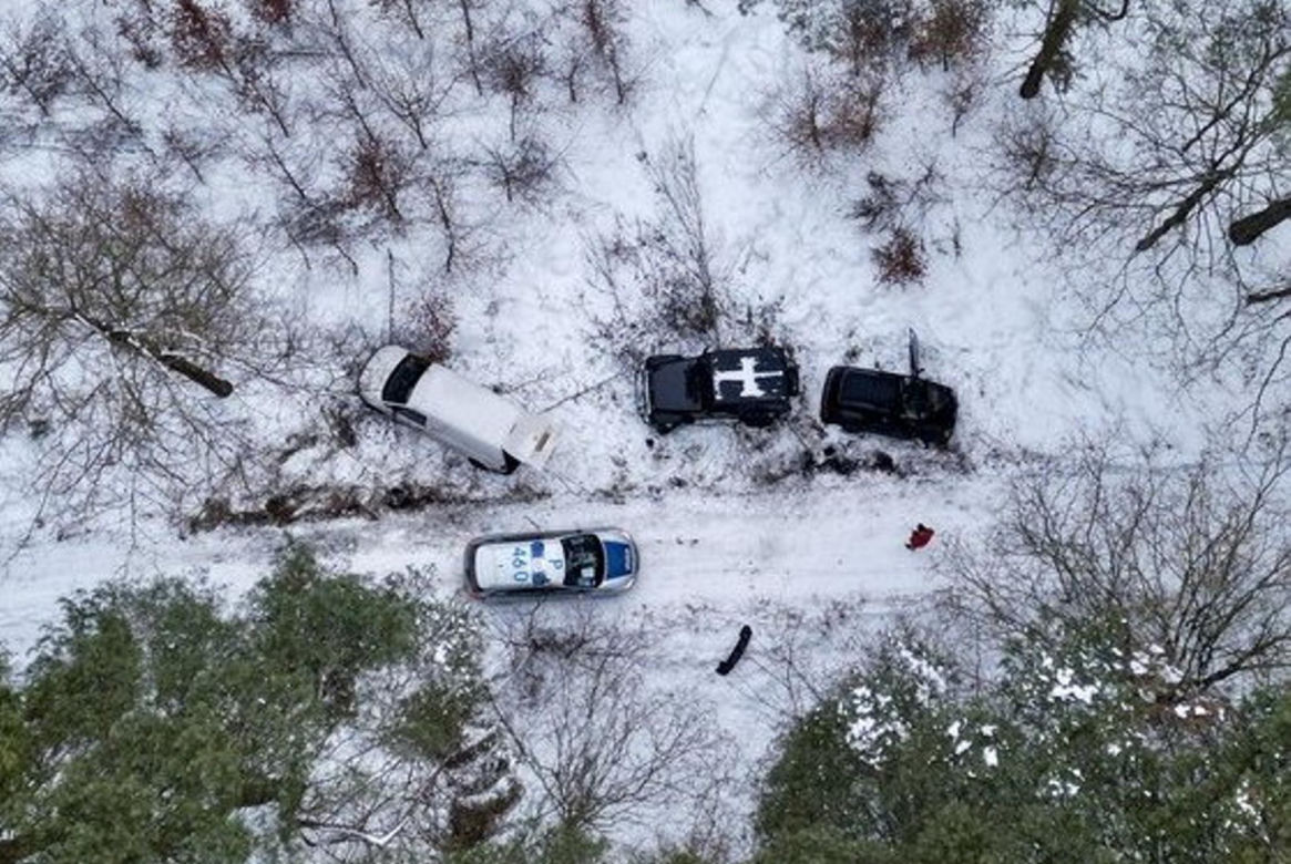 Policjanci przyłapali ich, gdy robili TO w lesie. Teraz grozi im 5 lat więzienia!