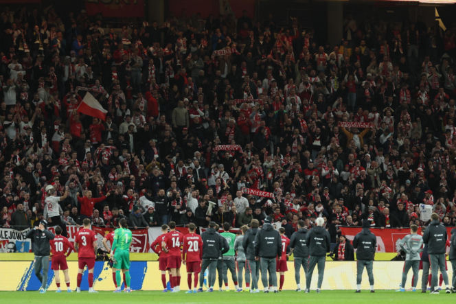 Łzy Polaków po przegranej w Szwecji