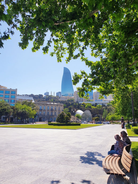 Baku - miasto ognia