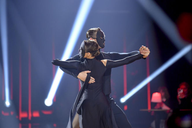 Sebastian Fabijański w 7. odcinku "Tańca z gwiazdami"