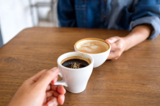 Cukrzyca pod kontrolą dzięki filiżance kawy? Badacze odkryli substancje mocniejsze od leków