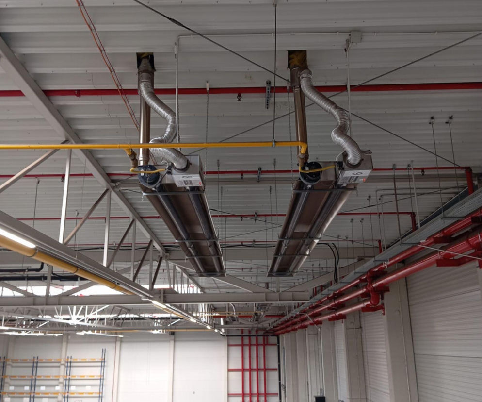 Promienniki ciepła sposobem na ogrzewanie hali przemysłowej