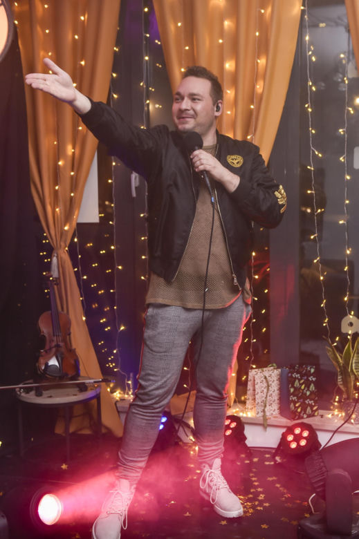 Mariusz Wawrzyńczyk lubi się kochać przy muzyce