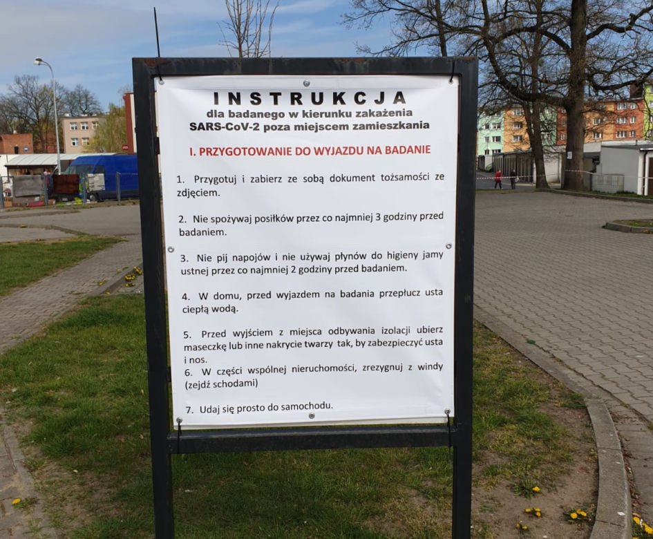 Na Dolnym Śląsku ruszają punkty testowe na obecność koronawirusa drive-thru