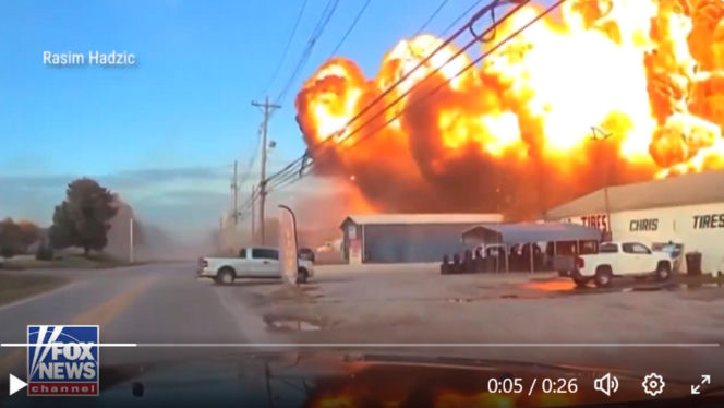 Uchwycono katastrofę lotniczą na filmie. Ten kierowca oszukał przeznaczenie