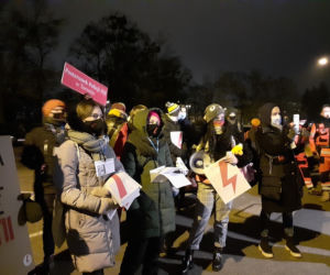 Protest pod toruńską komendą policji