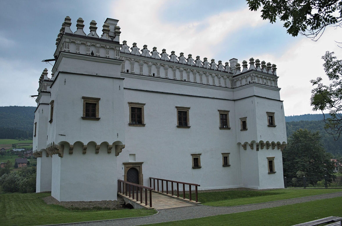 Kasztel w Szymbarku