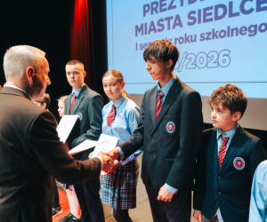 Najzdolniejsi uczniowie odebrali stypendia Prezydenta Miasta Siedlce