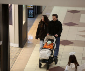 Marcin Hakiel i Dominika  Serocka na zakupach świątecznych