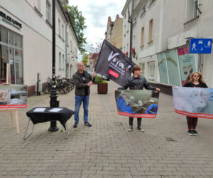 Fundacja VIVA protestuje w Lesznie