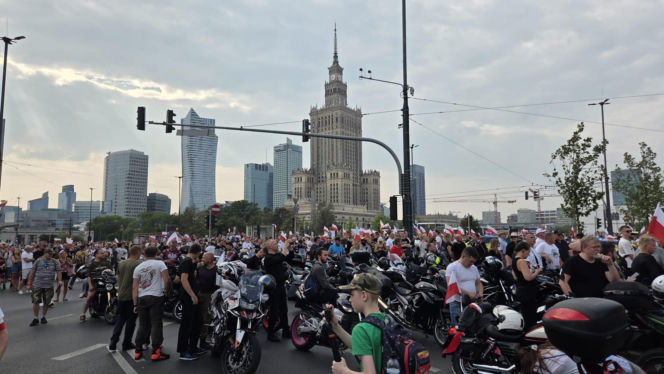 Warszawa pamięta. Godzina "W" i obchody 82. rocznicy Powstania Warszawskiego