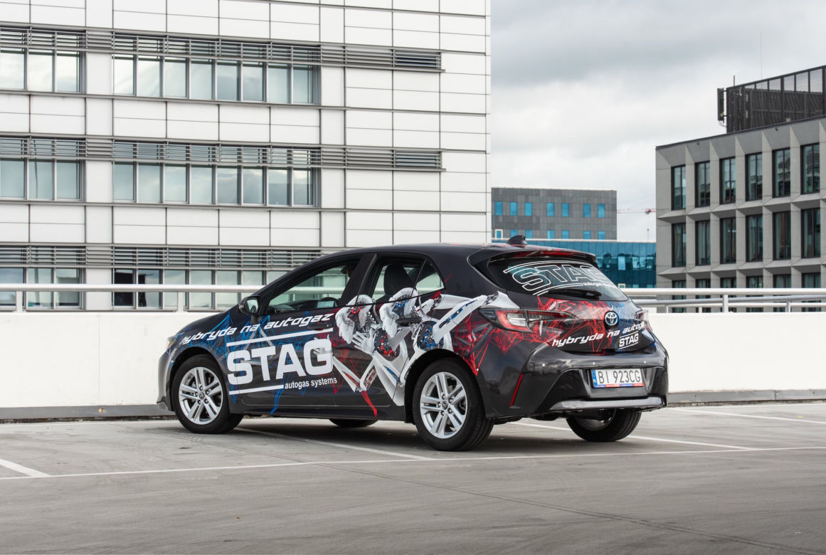 Toyota Corolla Hybrid z instalacją LPG STAG