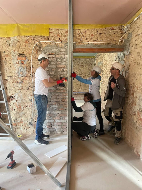 Remont kamienicy w Bytomiu - Fundacja Saint-Gobain i Habitat for Humanity