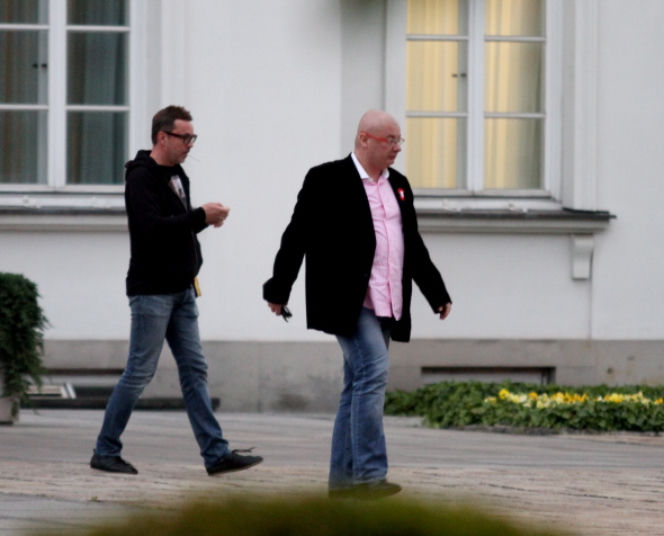 TWÓRCA TUSKA PRACYJE NAD KOMOROWSKIM