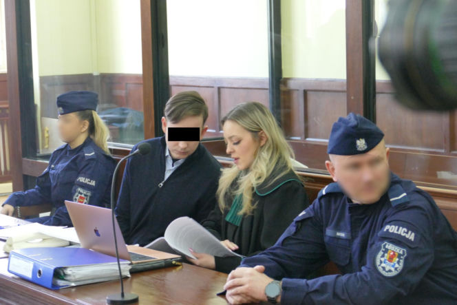 Sebastian M. na kolejnej rozprawie. Po wypadku na A1, ofiary krzyczały z auta. "Proszę, pomóż mi"