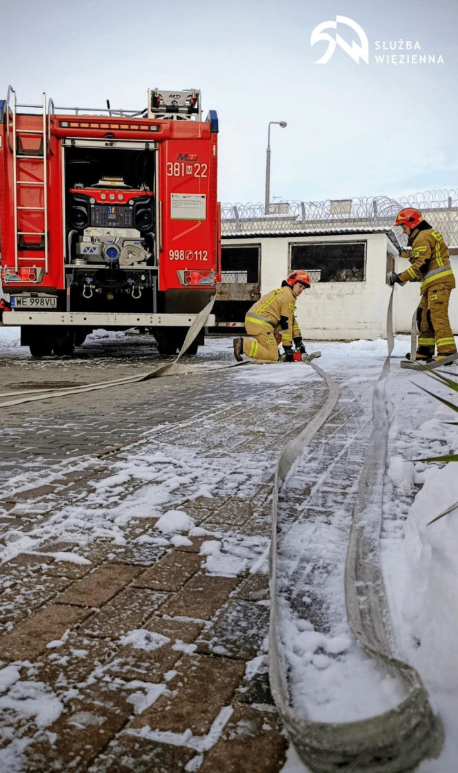 Kompleksowa odpowiedź na zagrożenia – ćwiczenia lokalnych służb w Zakładzie Karnym w Siedlcach