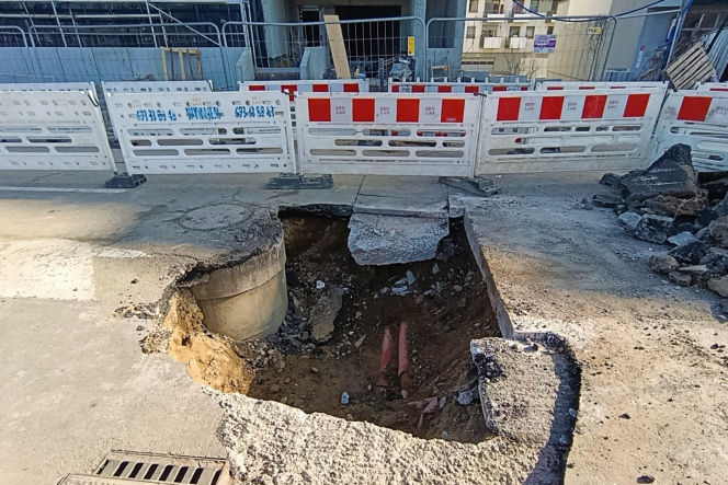 Zapadlisko na al. Powstańców Wlkp.