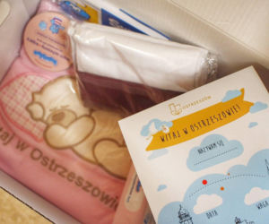 Ostrzeszów żegna rok i wita nowych mieszkańców. Ostatnie wyprawki dla maluchów rozdane