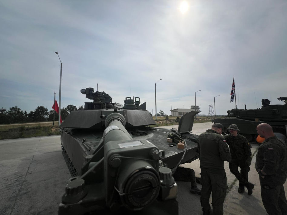 Polska załoga Abramsa w Fort Moore na Sullivan Cup