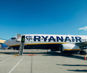 Świąteczne karty podarunkowe od linii lotniczych. Proste upominki last minute