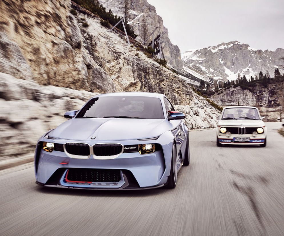 BMW 2002 Hommage