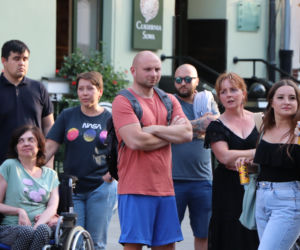 Torunianie protestują przeciwko przegłosowaniu Lex TVN