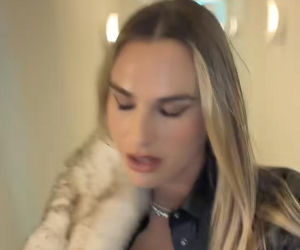 Aryna Sabalenka z głębokim dekoltem