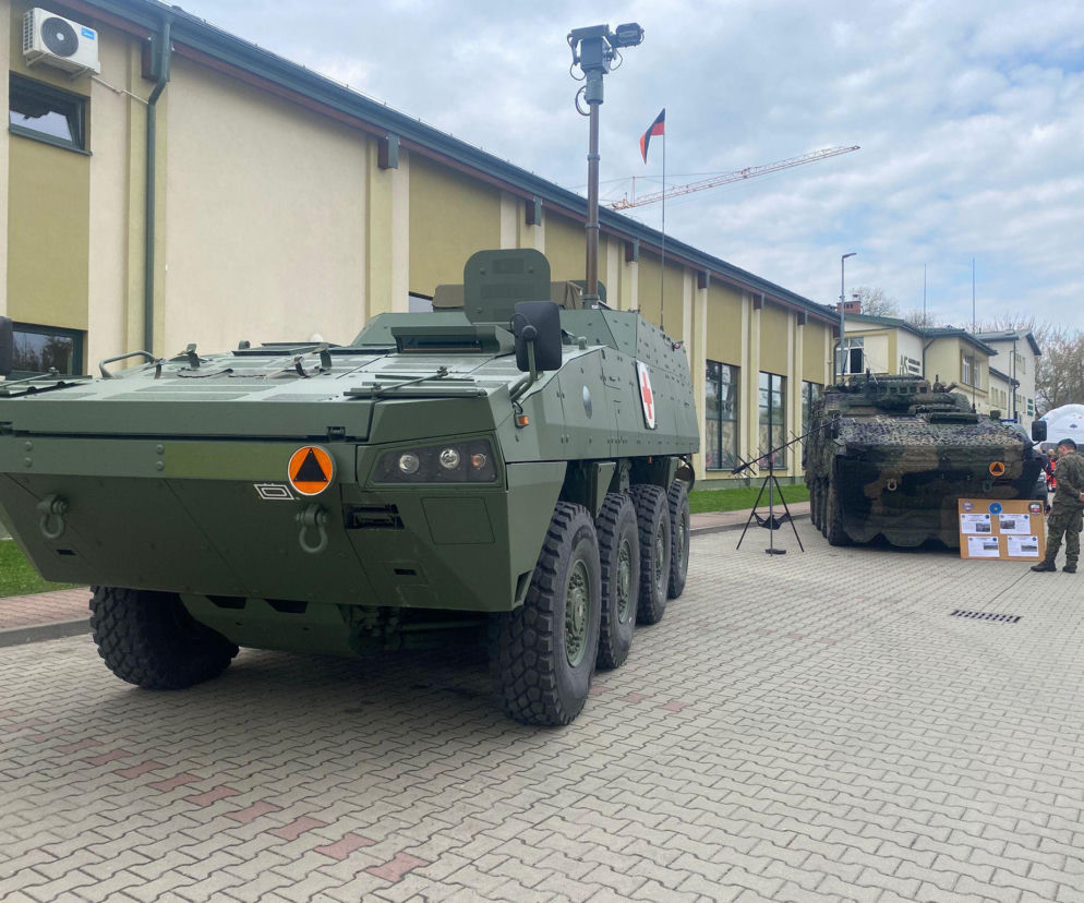 Wojsko opanowało Nowy Sącz.  Ruszyły Wojskowe Targi Służby i Pracy