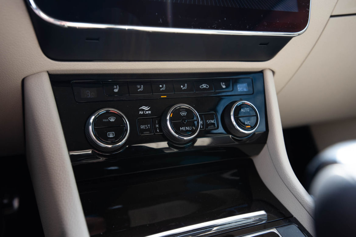 Skoda Superb L&K IV PLUG-IN HYBRID